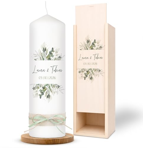 AMARI ® Hochzeitskerze personalisiert Pflanzwelt 25/8 cm - mit Namen & Datum – Elegante Traukerze für Hochzeit & Standesamt – Individuelles Geschenk zur Trauung