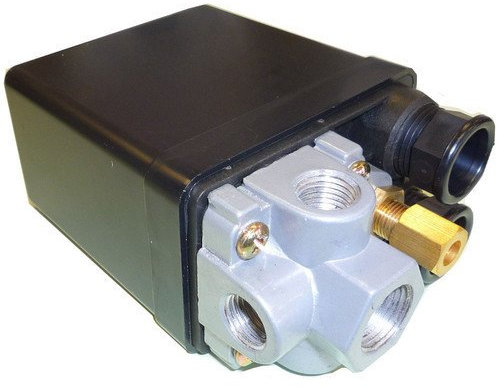 Clarke 4 Port 20 Amp Pressure Switch, 1 Phase 230 Volt, Push Button, ON-OFF, 4600 Watts