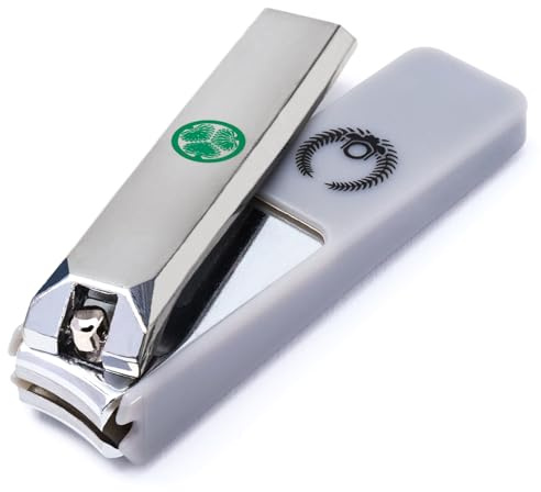 Wablade Japanese Nail Clippers, Curved Carbon Steel Blade, Made in Seki Japan, Built-in Nail File & Clippings Catcher, Samurai Design, Fingernail & Toenail Nail Trimmer (Tokugawa Ieyasu)