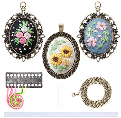 MWOOT 3 Pezzi Ricamo Starter Kit con Ciondolo, Vintage Collana di Maglione con Collana Orecchini di Fascino Creativo Set da Ricamo per Principianti Artigianato Arte Fai da Te,Stile A