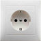 Berker SCHUKO-Steckdose pws/gl 47428989 m.Abdeckplatte S.1 Steckdose 4011334277651
