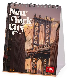 Legami - Calendrier de Bureau 2026, New York, 12 Mois et Calendrier Annuel, en 6 Langues, Signes du Zodiaque, Fêtes Internationales, 12 X 14,5 Cm.