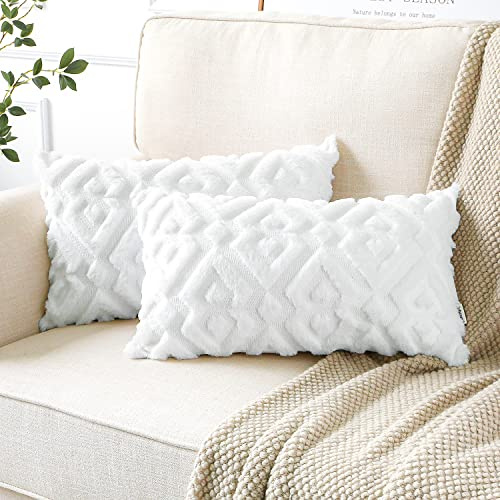 Artscope Pack of 2 Soft Plush Short Wool Velvet Decorative Cushion Covers Luxury Style Throw Pillow Covers European Pillow Shell for Sofa Bedroom Diamond Shape White, 30x50cm