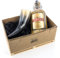 Bull & Bear Wikinger Geschenkset mit Met Honigwein 11% Vol. in Tonflasche, Mini-Geschenkpalette mit Trinkhorn, Geschenke für Männer und Vatertag
