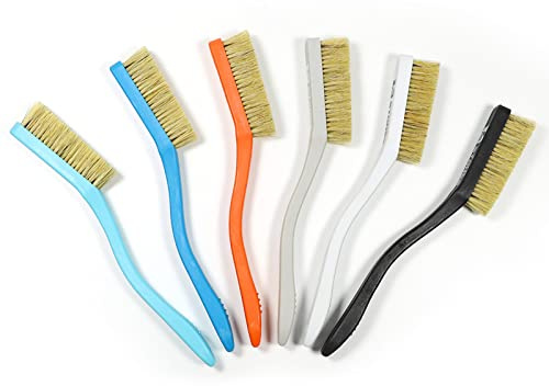 Climbing & Bouldering Brush with Natural Firm Boar's Hair Bristles and Durable Handle, Climbing Chalk Brush Designed for Ultimate Performance on Climbing Wall Indoor or Outdoor (Mixed 6 Colors)