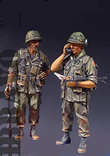 Risjc 1:35 Vietnamkrieg US-Soldaten berichten über die Kampfsituation Resin Soldatenmodell (2 Personen) unbemalt und unmontiert Miniaturmodellbausatz/R89179
