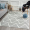 the carpet Beat Moderner Weicher Designer Teppich, Weicher Flor, Pflegeleicht, Farbecht, Blickfang, Dreieck, Grau-Weiß, 120 x 170 cm