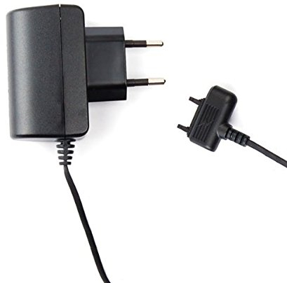 Original Sony Ericsson Netzladegerät Reiseladegerät Ladekabel CST-15 für K750i, W995, C902, usw.