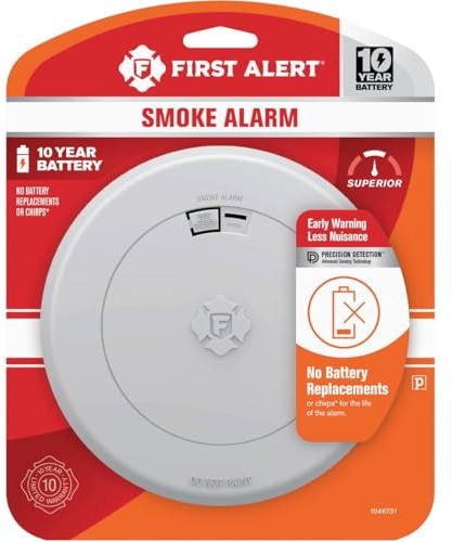 First Alert 10 Year Slim Battery-Powered Photoelectric Smoke Detector