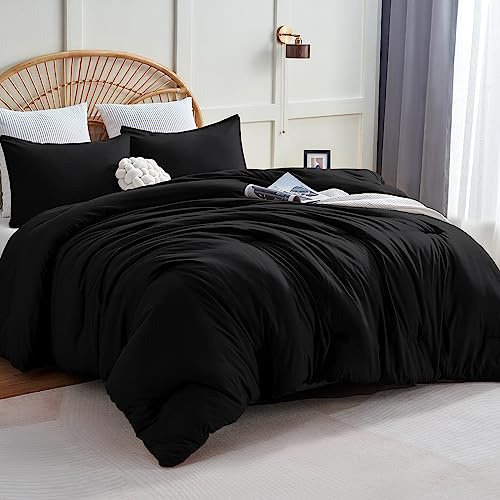CozyLux Queen Comforter Set Black, 3 Pieces Solid Comforters Queen Size Breathable Quilted Bedding Sets, Luxury Soft Microfiber Down Alternative Comforter for All Season (1 Comforter & 2 Pillowcases)