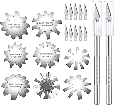 Kalolary 8 Stück French Nails Schablone V-Linien-Trimmer Edelstahl Französische Spitze Nagel Maniküre Kantentrimmer DIY Plattenmodul Einfache Französische Spitzenschneider Smile Cut Griffen (Silber)