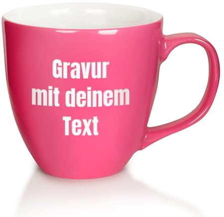 Mahlwerck XXL Jumbotasse, Große Porzellan-Kaffeetasse mit hoch-glänzender Oberfläche, 450ml, Fancy Pink, 3 Zeilen graviert, Links vom Henkel