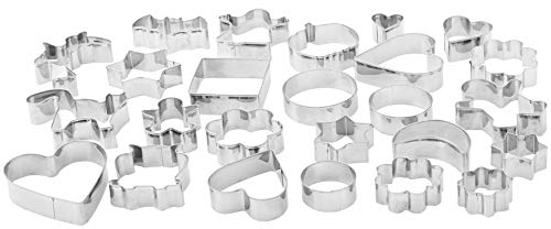 Amazon Basics Ausstechformen für Kekse, Verschiedene Formen, 4 cm to 9 cm, Set mit 25 Stück, Silber