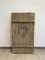 Fensterladen Almi aus Holz mit Herz in Shabby Desgin
