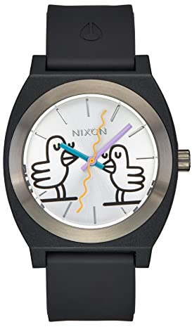 Nixon Herren Analog Quarz Uhr mit Silikon Armband A1366-000-00
