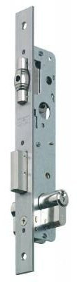 Mcm 1651-21 - Cerradura entrada 18 en:30-30 inoxidable