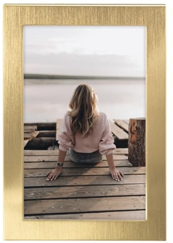Hama Bilderrahmen 10x15 (Fotorahmen, Portraitrahmen, Hochformat, Querformat, zum Hängen, Hinstellen, Hängevorrichtung, Aufsteller, Samt, Samtrückwand, Glasscheibe, Bildformat 10 x 15 cm) gold