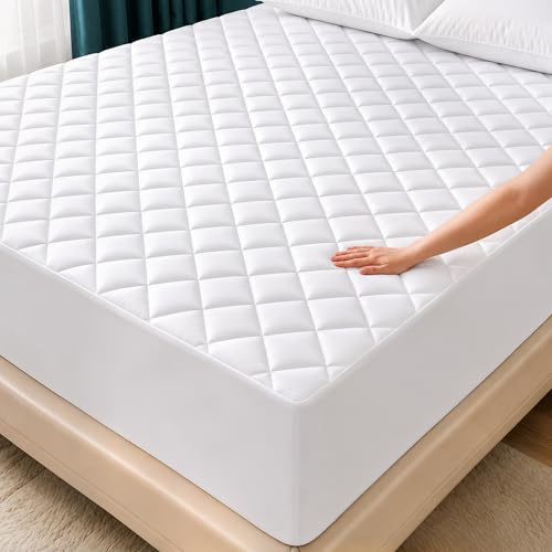 Quilted Fitted Mattress Pad, California King Mattress Protector Topper with Deep Pocket Stretches up to 16 Inches, Machine Washable Mattress Cover by Utopia Bedding (White)