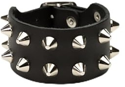 Heart Rock Bracciale uomo pelle vera regolabile con borchie a cono 2 File in ottone, fibbia regolabile da 17 a 20,5 cm e minuteria in ferro nickel free - Made in italy