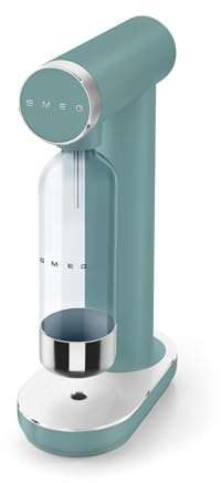 Smeg, Gasatore Acqua Frizzante SKC01EGM, con Manopola di Controllo Gasatura e Vassoio Raccogligoccia, Bottiglia da 800 ml, Cilindro CO2 Non Incluso, Verde Smeraldo Matte