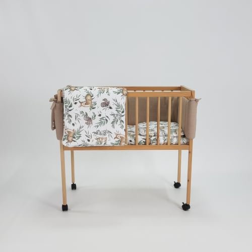 Kinderbett MINI Beistellbett,Stubenwagen 80x40cm, braun Matratze und Bettwäsche| Leisen Rädern, Verstellbares Tragbares Bett für Säuglinge/Neugeborene (Beige - Rehlein)