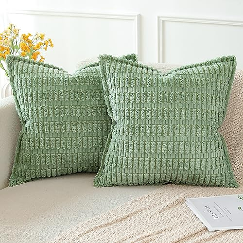 Artscope 2er Set Kordsamt Kissenbezüge Moderne Kissenhüllen Dekorative Sofakissen Dekokissen Weicher Zierkissenbezug für Wohnzimmer Sofa Schlafzimmer Boho Dekor Grün, 45x45cm