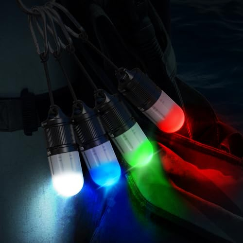Xtar SD1 Tauch-Stroboskop Tauchsignallampe bietet 4-Farben-in-1 (Weiß, Rot, Blau, Grün) und 8 Modi für sicheres Tauchen bis zu 100 Metern Tiefe. Nachttauch-Blinkmarkierungslicht