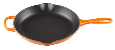 LE CREUSET Signature Gusseisen Brat- und Servierpfanne, Rund, Ø 26 cm, Für alle Herdarten inkl. Induktion geeignet, 2,34 kg, Ofenrot, 20182260900422