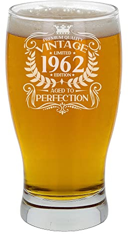 Always Looking Good Verre à bière gravé pour 64e anniversaire pour homme vintage 1962 Aged to Perfection - Cadeau pour 64 ans - Verre à bière tulipe gravé
