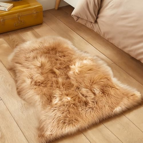 Fluffy Faux Sheepskin Rug - Faux Fur Rugs - 60 x 90cm Faux Sheepskin Throw Small Rugs, Washable Non Slip Soft Shaggy Area Rugs, Brown Fluffy Fur Rug for Bedroom Living Room Sofa Floor Decor (Brown)