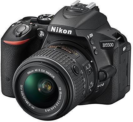 Nikon D5500 + Nikkor 18-55 VR II Fotocamera Reflex Digitale, 24,2 Megapixel, LCD Touchscreen Regolabile, Wi-Fi Incorporato, Nero [Versione EU]