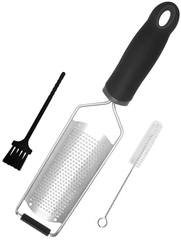 XIKAYA Grattoir à parmesan, râpe à fromage, zesteur de citron, gingembre et plus, lame en acier inoxydable, passe au lave-vaisselle, avec protection et brosse de nettoyage