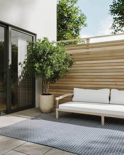 benuta Basic In- & Outdoor Teppich Lou - Blau 160x230 cm - Wetterfest & UV-beständig - Multifunktional für Balkon, Terrasse, Garten - Küchenteppich & Wohnzimmerteppich - Pflegeleicht Robust