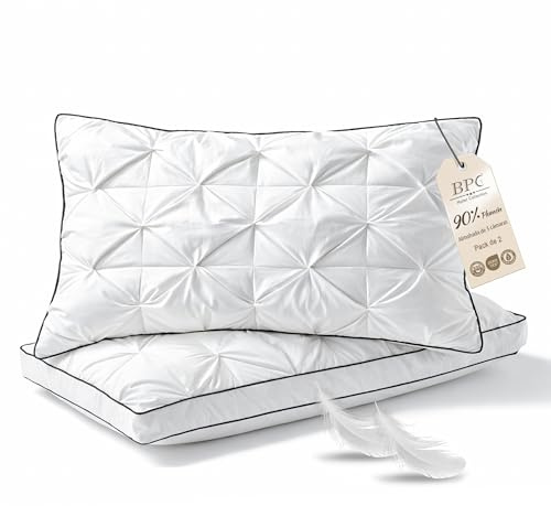 BPC Almohada de plumón 40x80 cm Pack de 2, Almohada 3 Cámaras con 90% Plumón Exterior y Relleno Que Contiene Plumas, Suave con Buen Soporte, Funda 100% algodón orgánico, Lavable
