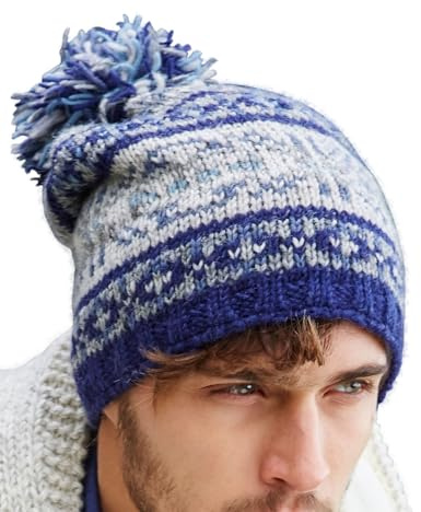 Pachamama Bonnet à pompon en laine pour homme doublé en polaire tricoté à la main Bleu Fairisle traditionnel Taille unique Fait à la main Extra chaud Commerce équitable, bleu, L/taille unique