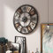 Yumyolk Große Vintage Wanduhr Retro XXL Antike Metall Uhr Edelstahl Groß Shabby Chic römische Ziffern Gross für Wohnzimmer Wand Ø 60cm (Metall Bunt)