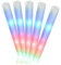 com-four® 5X LED Light Stick in Schiuma - Stick Flash colorato RGB Lungo 40 cm - Rotolo di Schiuma con luci Lampeggianti per Discoteca, Festa, Festival - Tubo Fluorescente (05 Pezzi - Schiuma)