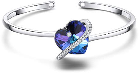 Lisandra Scott Armband, Armreif mit Funkelnden Kristallen für Damen mit Herz Symbol für Liebe in Juweliersqualität, Schmuck mit Kristall Stein Herzen Silber AAA Qualität (Blau)