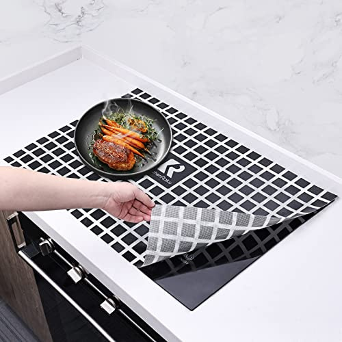 KitchenRaku Checkered Large Induction Cooktop Protector Mat with Plastic Bowl Scraper, (Magnetic) Electric Stove Burner Covers (Black and White Checkered Pattern, 20.4 x 30.7 inch)
