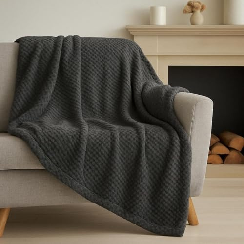 Luxury Popcorn Waffle Fleece Throw Blanket – Soft Warm Fluffy Bed & Sofa Blanket for Home, Couch & Settee | Thermal Cozy Reversible Design – Machine Washable (Charcoal, Double (150cm x 200cm))