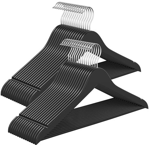 SONGMICS Kleiderbügel Holz, 30er Set, Holzbügel schlank, Bügel, Einkerbungen im Schulterbereich, Hosenbügel, 360° drehbarer Haken, Birkenholz, für Träger und Jacken, tintenschwarz CRW030B01