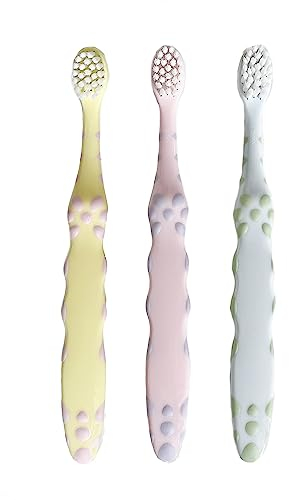 Betadent 1 SPAZZOLINO EXTRA SOFT BABY 0-4 anni. Setole morbide con punte arrotondate adatte ai denti dei bambini. Un pezzo, colori assortiti.