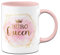 Tassenbrennerei Original Tasse mit Spruch Büro Queen - Lady Boss Edition im Gold Design - Kaffeetasse lustig für die Arbeit, Geschenk für Freundin, Kollegin, Chefin (Rosa)