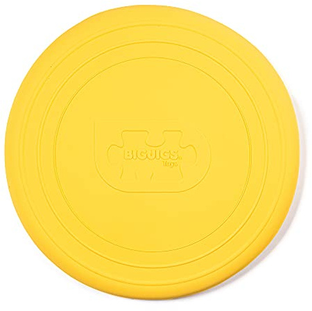 Bigjigs Toys Frisbee Flying Disc (Honey Yellow) - Silicone Frisbee for Kids, Quality Flying Saucers, Beach Toys & Garden Toys, Holiday Toys for Toddlers