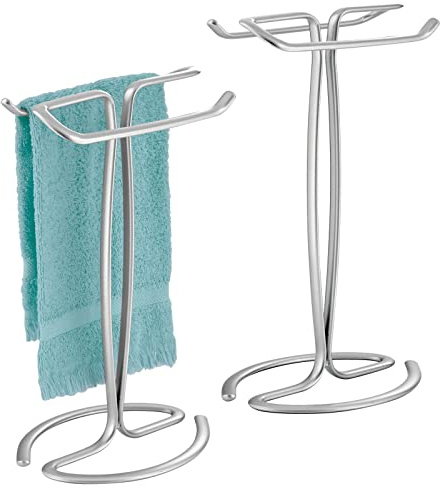 mDesign rangement serviette compact pour le lavabo – porte-serviette sur pied pour 2 petites serviettes d'invités – porte-serviette autoportant en métal – lot de 2 – argenté