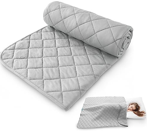 Biloban Toddler Comforter & Crib Toddler Blanket, Super Soft Quilted and Lightweight Down Alternative Crib Comforter, 39x47 Inches, Grey