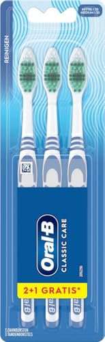 Cepillos de dientes Oral-B Classic, 3 piezas, mango ergonómico, cepillos medianos