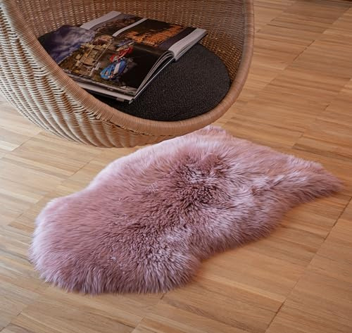 IPEA Tappeto di Vera Pelle di Pecora colore Rosa Antico - Made in Italy - 100/110 cm - Scendiletto in Pelle Naturale - Pelliccia Morbida e Folta per Camera da Letto, Salotto, Arredamento