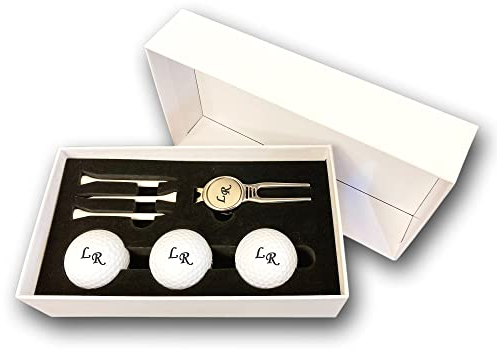 Golfball Set mit Gravur Initialen personalisiert 3 Wilson Golfbälle Pitchgabel und 3 Tees in Geschenkbox weiß Wunschtext Geschenk Golfer/in (Set mit 3 Wilson Duo Soft Bällen)