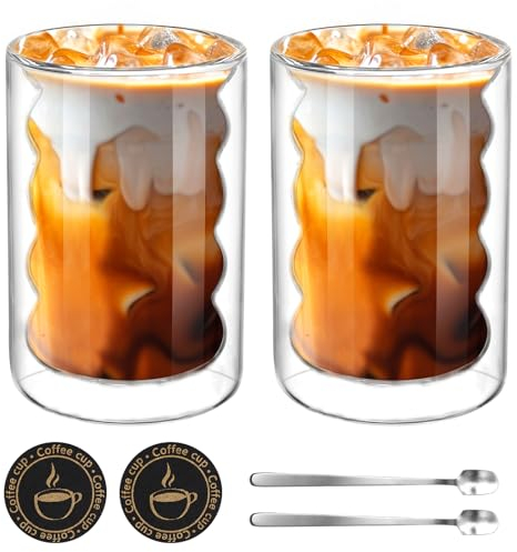 2er Set Latte Macchiato GläSer,350ML Doppelwandige GläSer mit 2 Löffeln und 2 Untersetzern, ThermogläSer Doppelwandig aus Borosilikatglas für Cappuccino,Latte,Tee,EIS,Eistee,Iced Americano (2pcs)